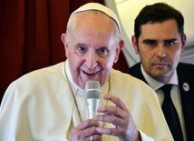Franciszek w samolocie o relacjach z islamem, migrantach, grzechach duchowieństwa