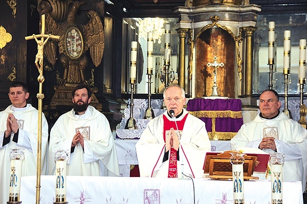 Mszy św. przewodniczył ks. Bogumił Karp. 