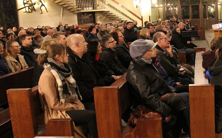 O Całunie Turyńskim w kościele NSPJ w Bielsku-Białej.