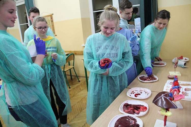 "Noc doświadczeń" w szkołach ZCBM w Bielsku-Białej - 2019