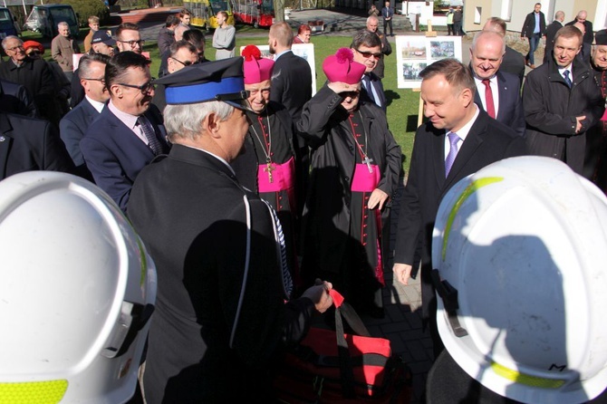 Prezydent Rzeczypospolitej Polskiej w sanktuarium Matki Bożej Cierpliwie Słuchającej w Rokitnie 