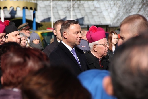 Prezydent Rzeczypospolitej Polskiej w sanktuarium Matki Bożej Cierpliwie Słuchającej w Rokitnie 