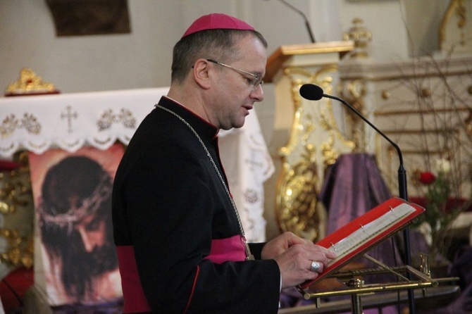 Prezydent Rzeczypospolitej Polskiej w sanktuarium Matki Bożej Cierpliwie Słuchającej w Rokitnie 