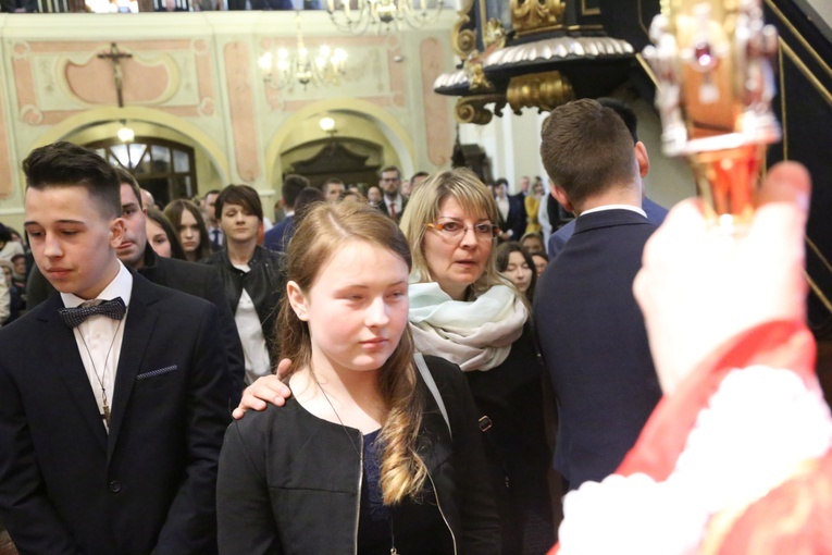 Bierzmowanie w tuchowskiej bazylice