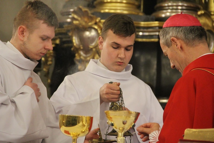 Bierzmowanie w kościele św. Jakuba w Tuchowie