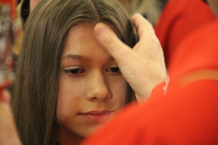Bierzmowanie w kościele św. Jakuba w Tuchowie