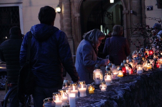 14. rocznica śmierci Jana Pawła II na Franciszkańskiej 3