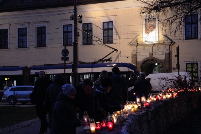 14. rocznica śmierci Jana Pawła II na Franciszkańskiej 3