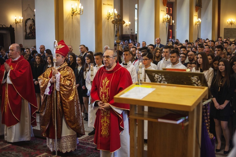 Bierzmowanie w Nowym Sączu-Zawadzie
