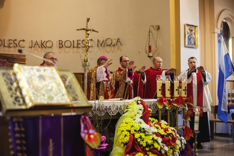 Bierzmowanie w Nowym Sączu-Zawadzie