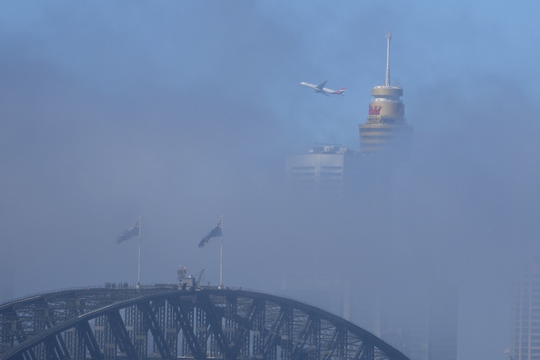 Smog, pożar, a może mgła?