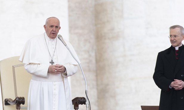 Franciszek podczas audiencji generalnej