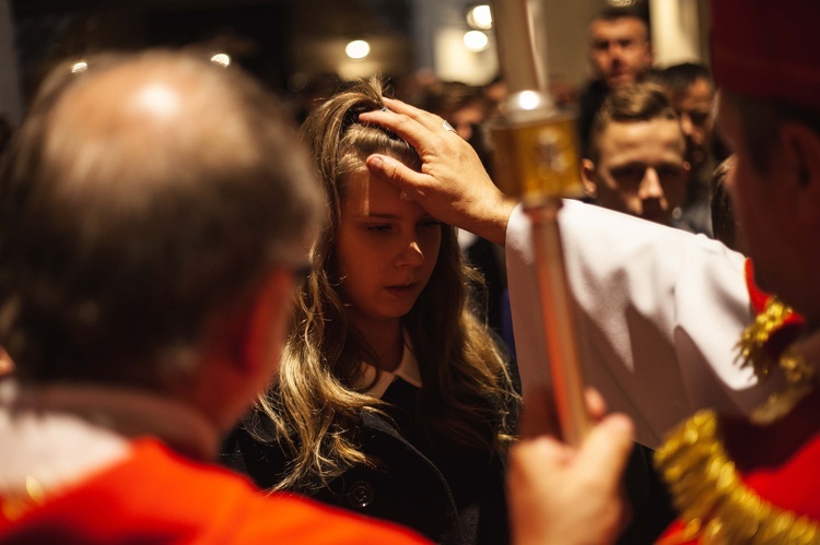 Bierzmowanie w kościele kolejowym - cz. 2