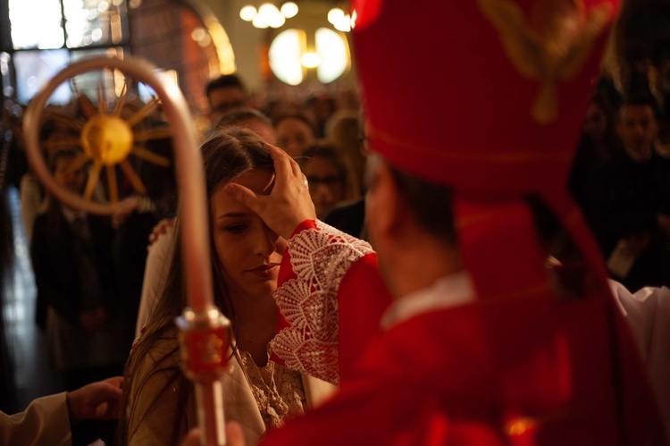 Nowy Sącz. Bierzmowanie u Niepokalanej - cz. 2