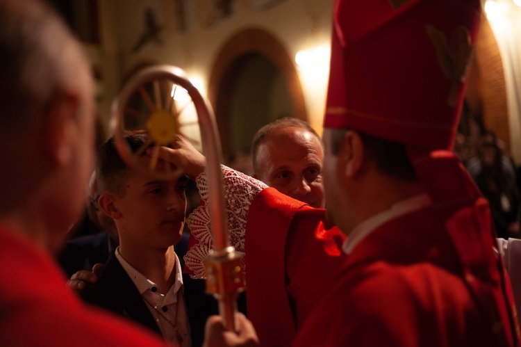 Nowy Sącz. Bierzmowanie u Niepokalanej - cz. 2