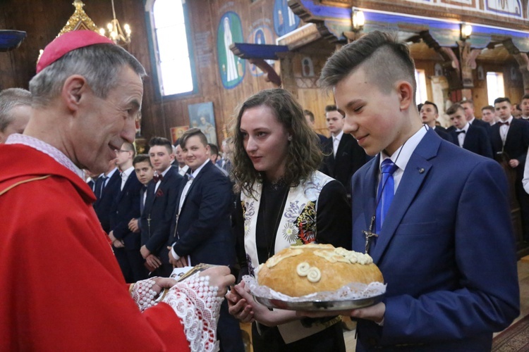 Bierzmowanie w Jurkowie k. Dobrej