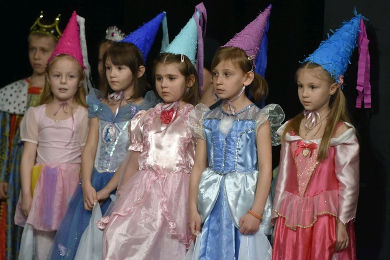 Dzieci z Publicznego Przedszkola Sióstr Prezentek na przeglądzie teatralnym 