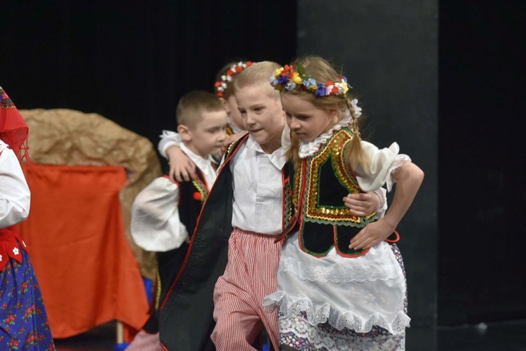 Dzieci z Publicznego Przedszkola Sióstr Prezentek na przeglądzie teatralnym 