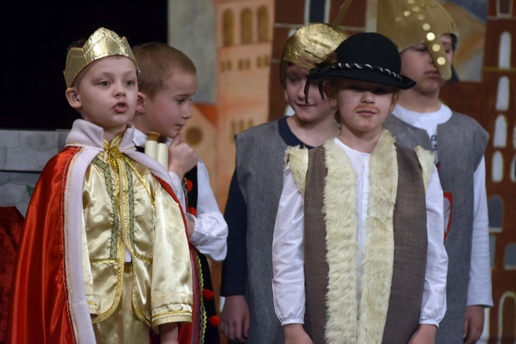 Dzieci z Publicznego Przedszkola Sióstr Prezentek na przeglądzie teatralnym 