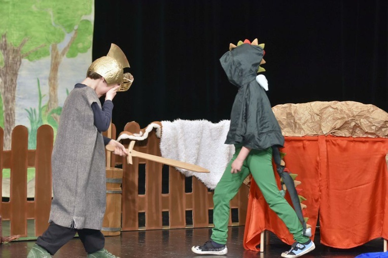 Dzieci z Publicznego Przedszkola Sióstr Prezentek na przeglądzie teatralnym 
