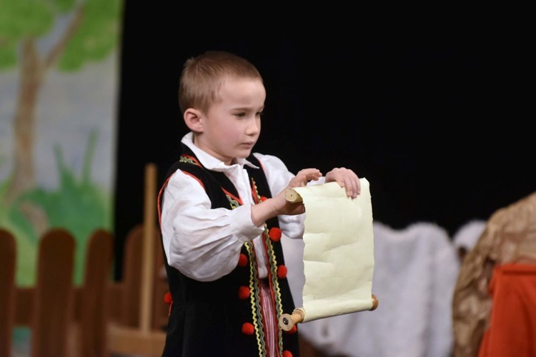 Dzieci z Publicznego Przedszkola Sióstr Prezentek na przeglądzie teatralnym 