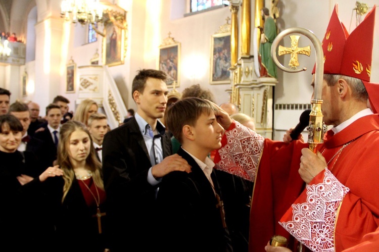 Bierzmowanie w Tymbarku