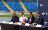 Trening Anity Włodarczyk z dziećmi na Stadionie Śląskim