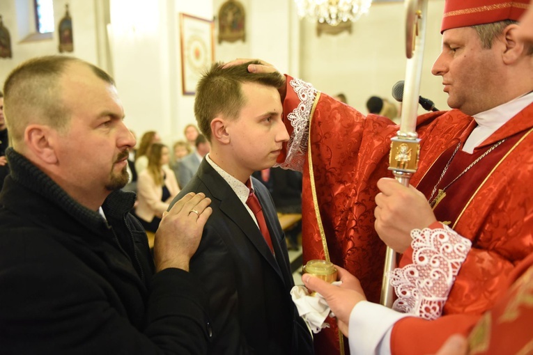 Bierzmowanie w Piwnicznej