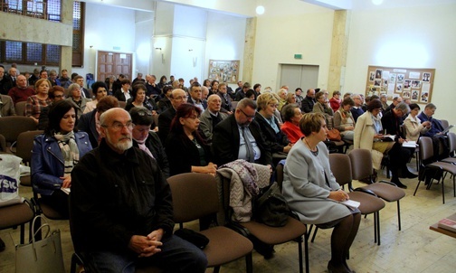 "Chcemy być dla księży podporą, siłą i pociechą"