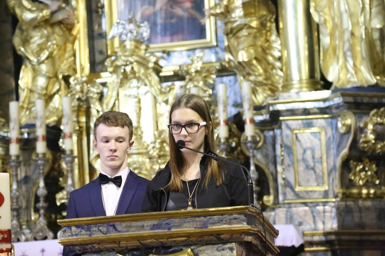 Bierzmowanie w Zakliczynie, cz. 2