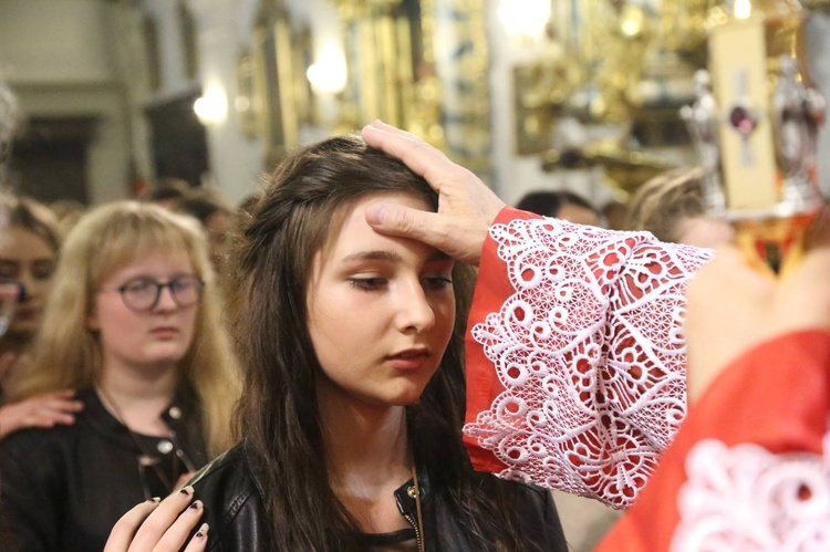 Bierzmowanie w Zakliczynie, cz. 2