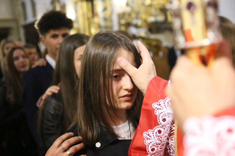 Bierzmowanie w Zakliczynie, cz. 1