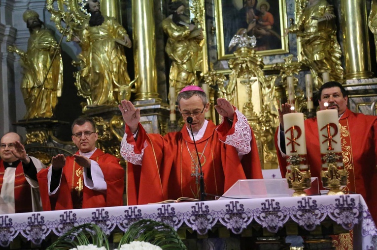 Bierzmowanie w Zakliczynie, cz. 1