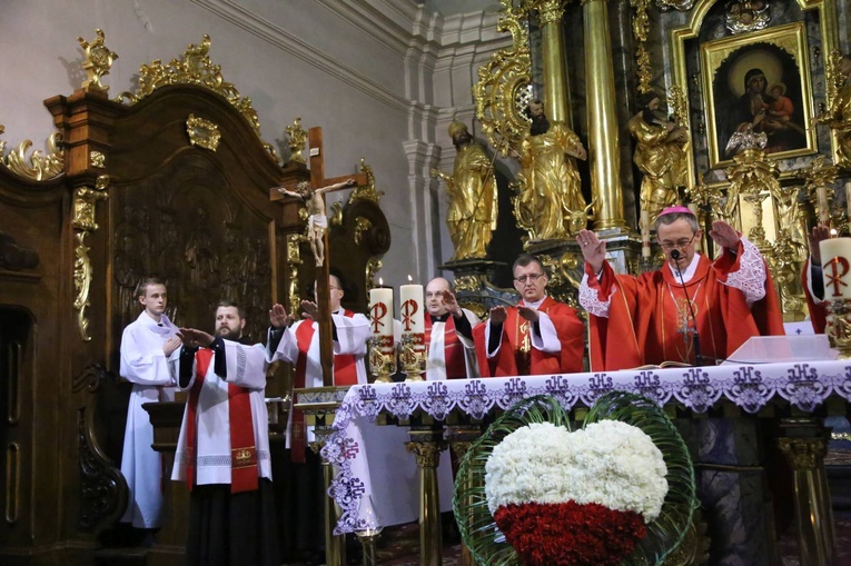 Bierzmowanie w Zakliczynie, cz. 1