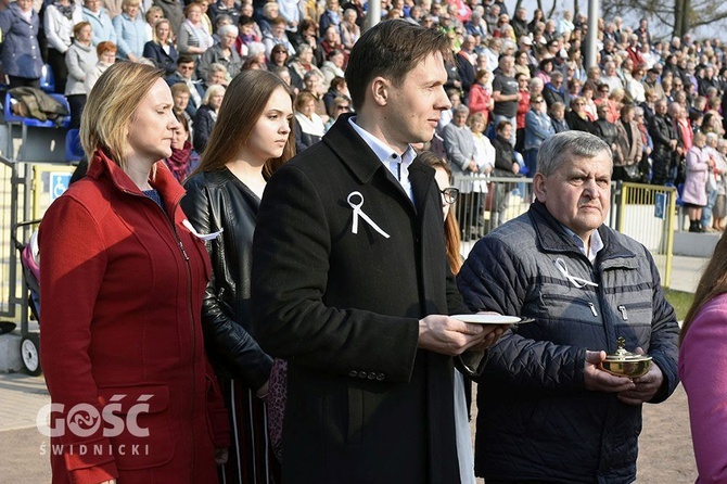 Msza papieska na wałbrzyskim stadionie