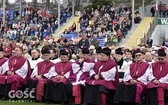 Msza papieska na wałbrzyskim stadionie