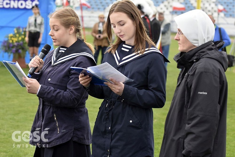 Msza papieska na wałbrzyskim stadionie