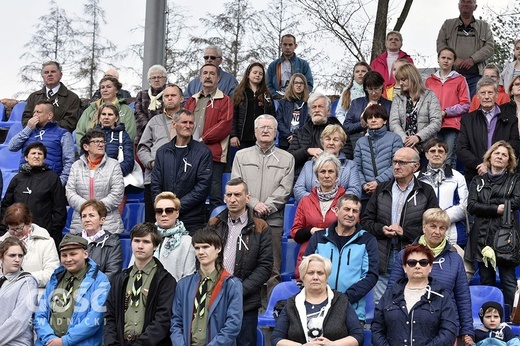 Msza papieska na wałbrzyskim stadionie