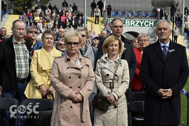 Msza papieska na wałbrzyskim stadionie