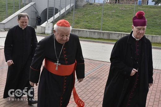 Msza papieska na wałbrzyskim stadionie