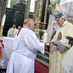 Błogosławieństwo nadzwyczajnych szafarzy, ceremoniarzy i lektorów