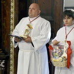 Błogosławieństwo nadzwyczajnych szafarzy, ceremoniarzy i lektorów