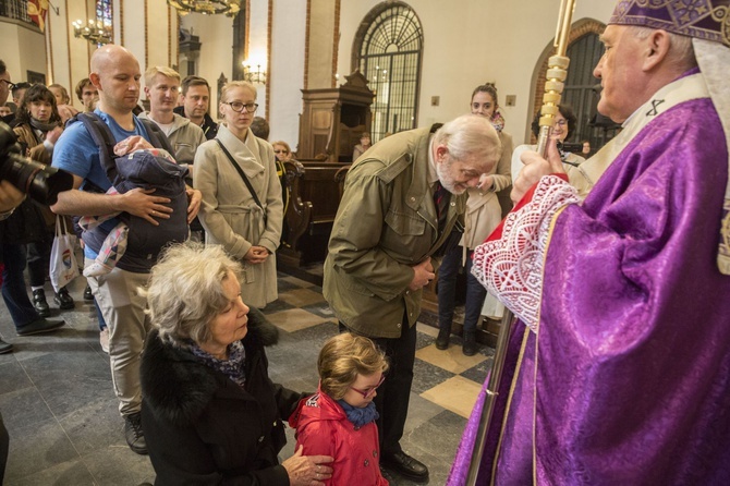 Kardynalskie błogosławieństwo dla rodzin