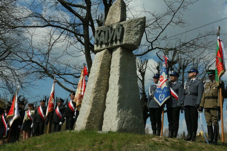 Pamiętając o Katyniu