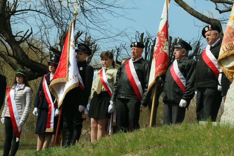 Pamiętając o Katyniu