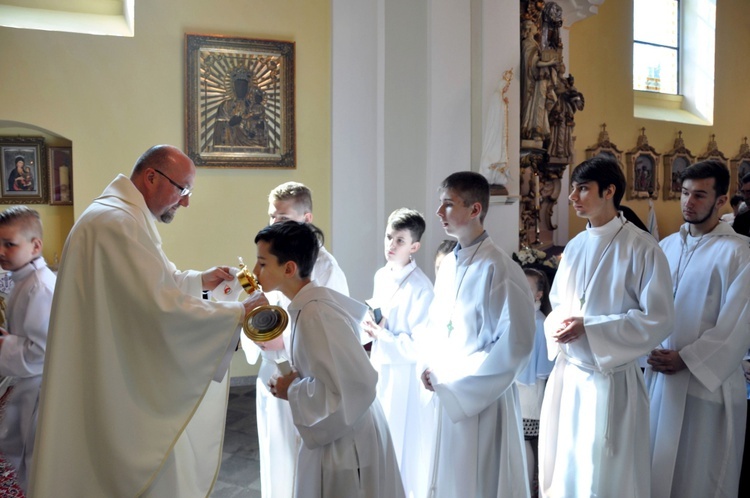 Wprowadzenie relikwi św. JP II w Chróścinie Opolskiej