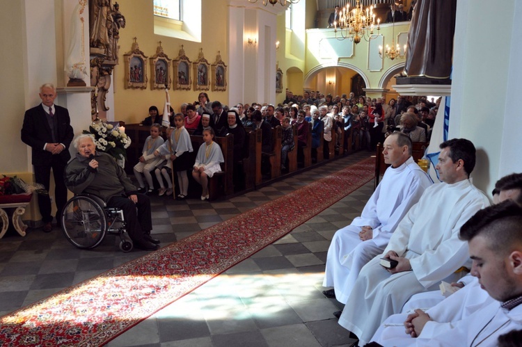 Wprowadzenie relikwi św. JP II w Chróścinie Opolskiej