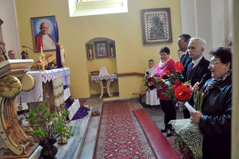 Wprowadzenie relikwi św. JP II w Chróścinie Opolskiej