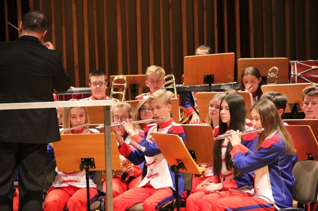 Koncert finałowy i Orkiestra Grandioso