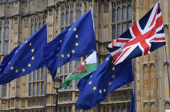 W.Brytania: Parlament przyjął ustawę zmuszającą premier do opóźnienia brexitu